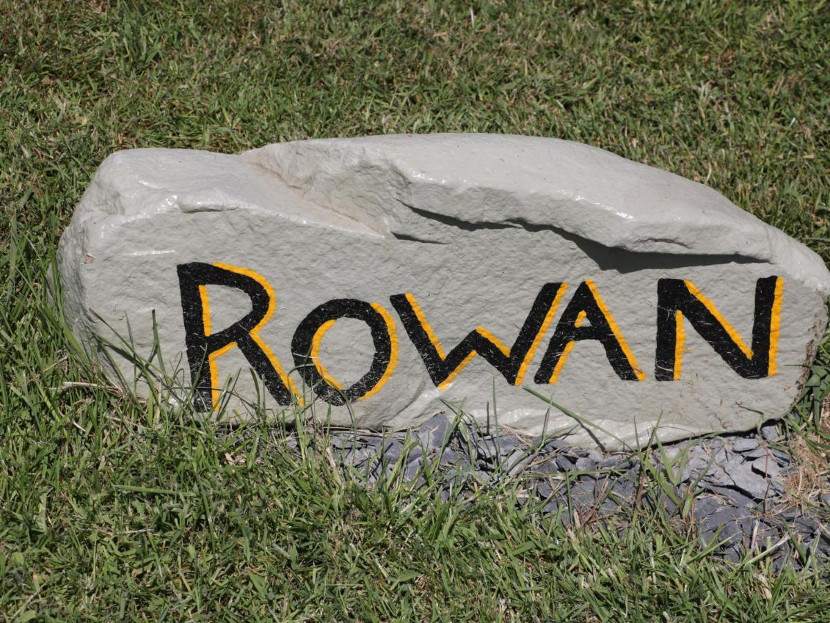 Rowan Villa อัลเวอร์สตัน ภายนอก รูปภาพ